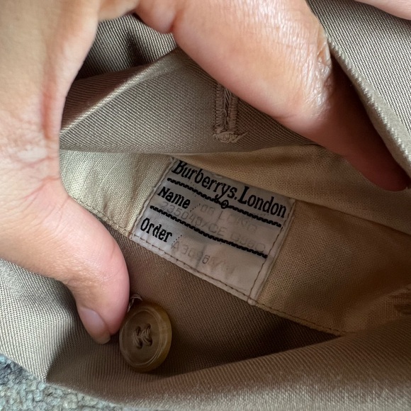 Burberry authentic classic check plaid coat USA 8 medium - Picture 13 of 15